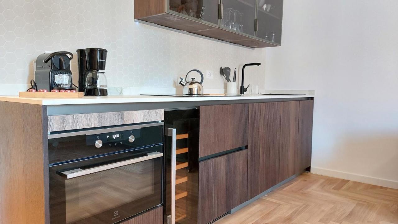 Dimora San Bartolomeo - Design, Panoramic View & Culture Apartman Róma Kültér fotó