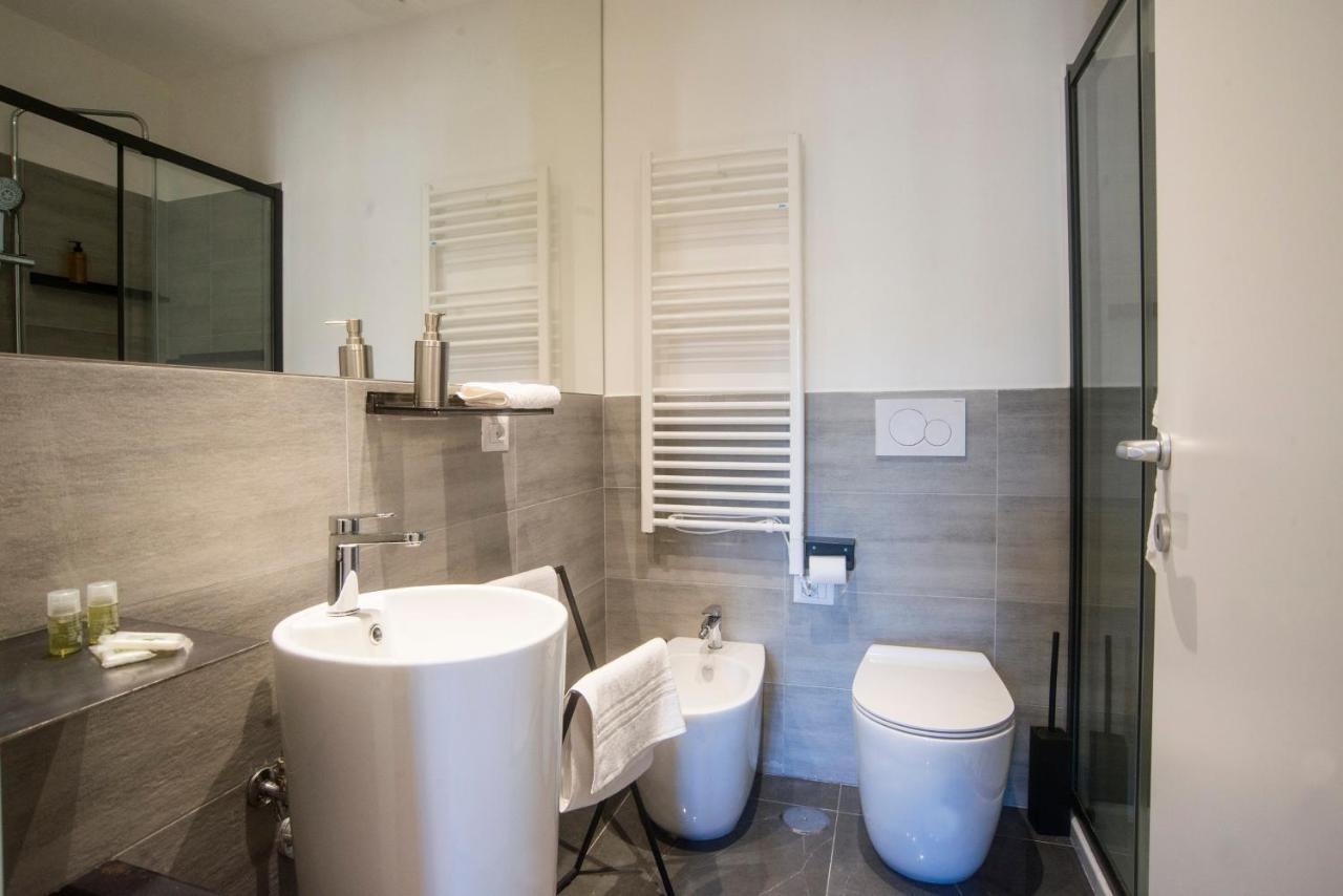 Dimora San Bartolomeo - Design, Panoramic View & Culture Apartman Róma Kültér fotó
